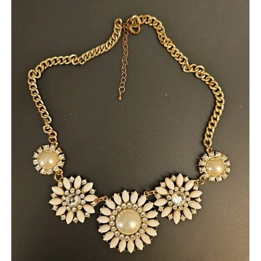 Vintage Gold Plated Daisy Necklace w/ Faux Pearls, Rhinestones and White Enamel‎